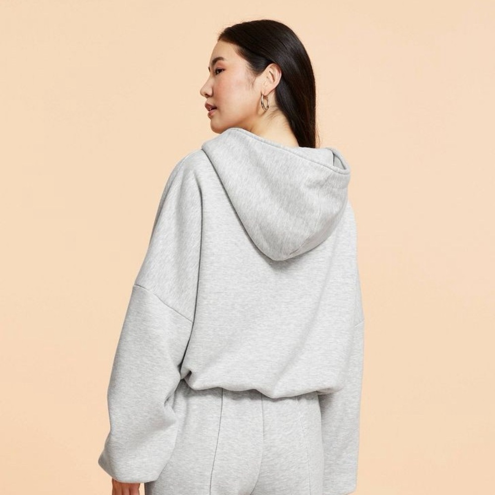NWT Blogilates Marshmallow Zip Sweatshirt - Picture 2 of 9